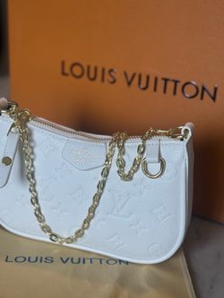 LV Purse