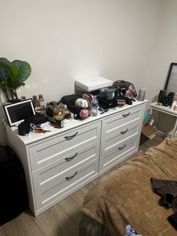Large White 6-Drawer Dresser