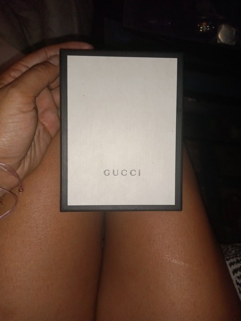 Gucci Scarf ( Authentic)