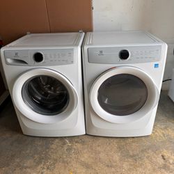 Washer and dryer set