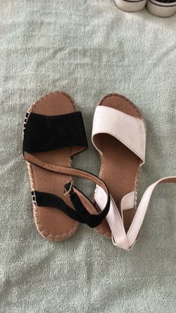 Girls sandals