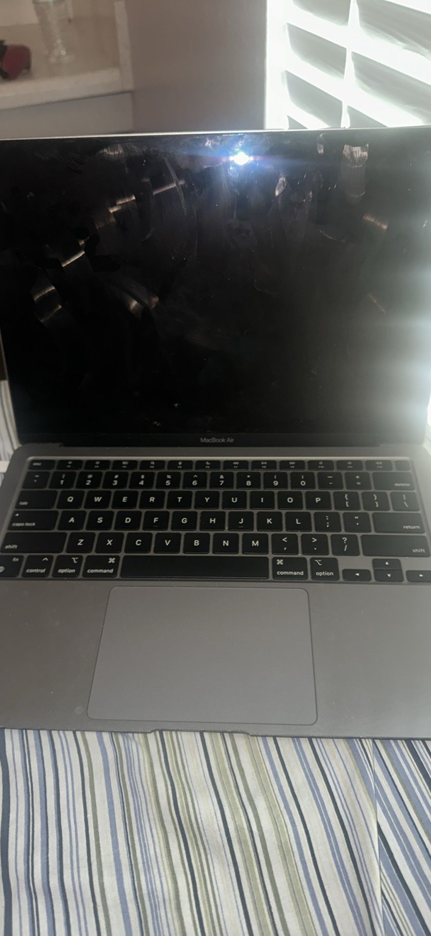 Macbook Air M1 2021