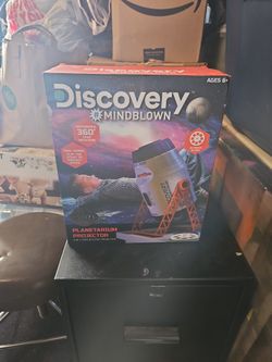 Discovery Planetarium Projector NEW