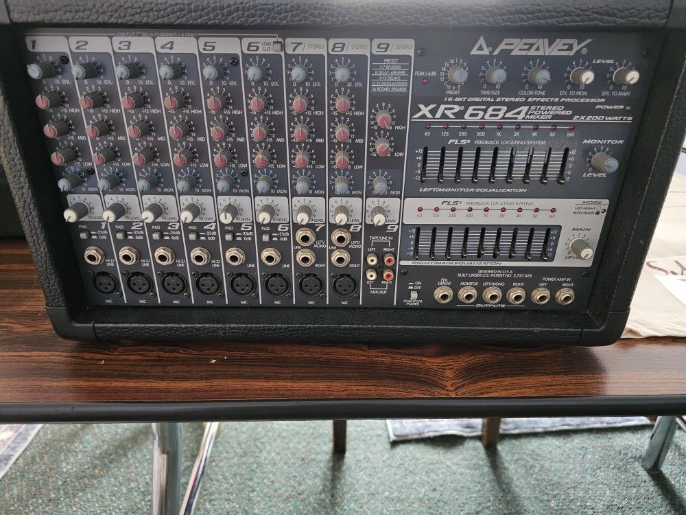 Peavey XR684 Mixer