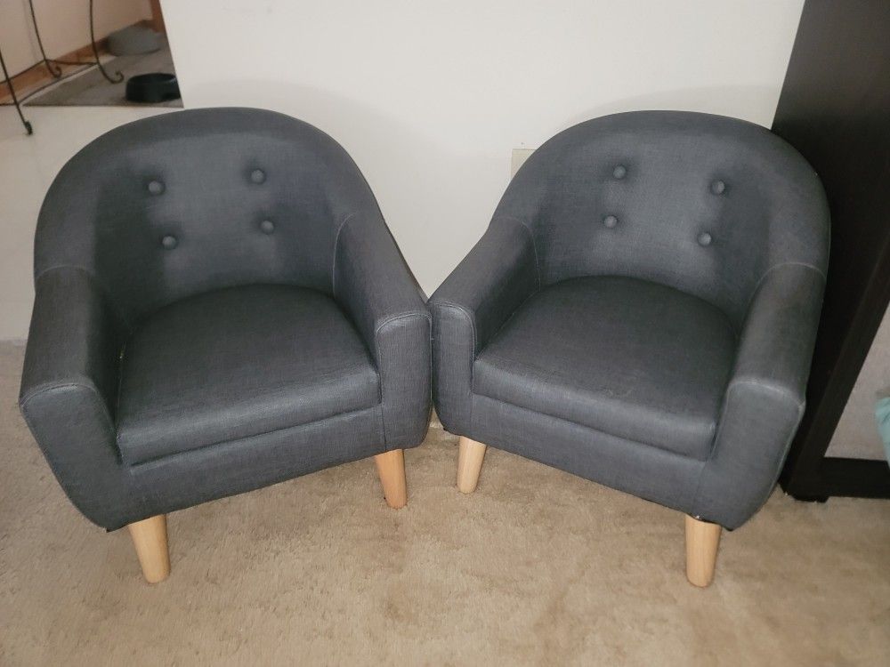 MOVING SALE! The most adorable Getifun kids arm chairs. In great condition! Over $90 brand new for one. Take both for $60.