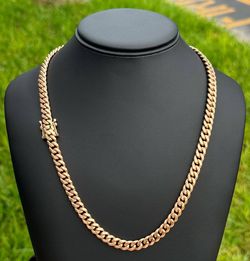 Jewelry 10k solid rose gold Cuban link 22” Chain necklace 97.50 grams 8.50mm