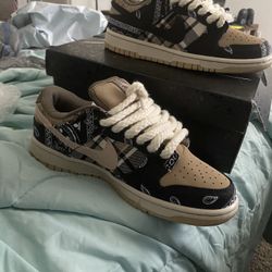 Travis Sb Dunks 