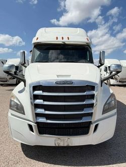 2020 Freightliner Cascadia