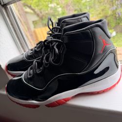 Bred 11s 