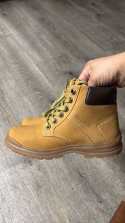Boys leather shoes