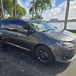 2019 Chrysler Pacifica
