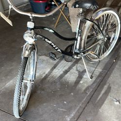 Huffy beach cruiser