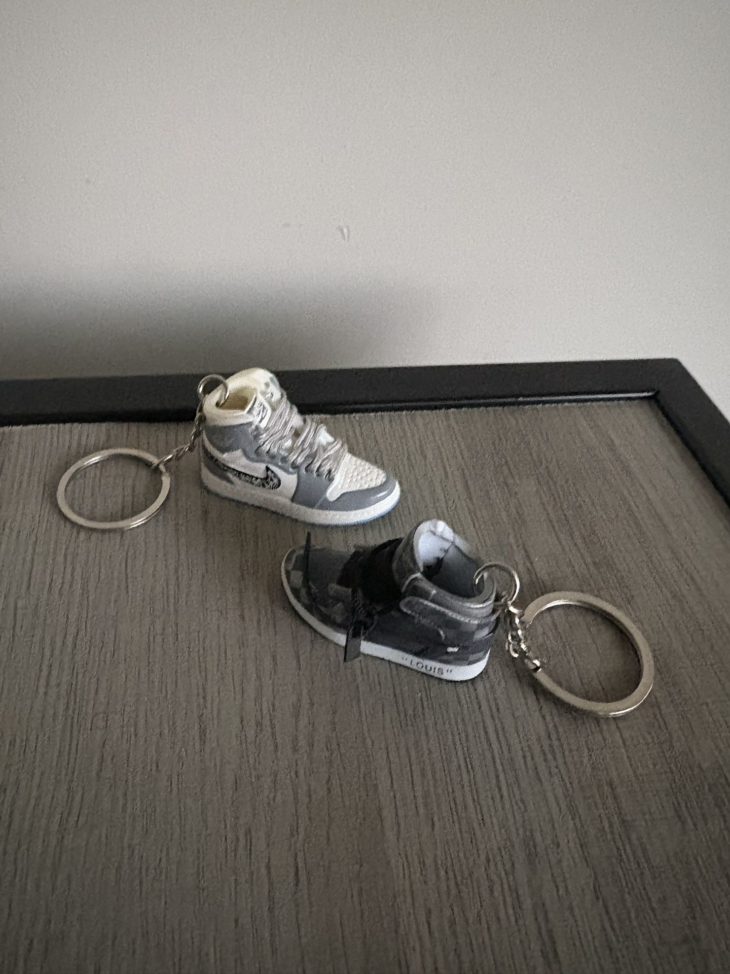 NEW!! NIKE KEYCHAINS
