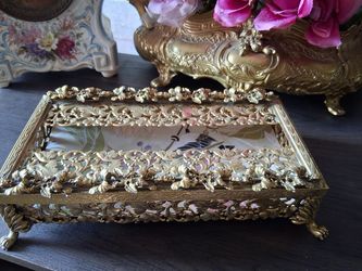 GOLD FILIGREE TISSUE BOX