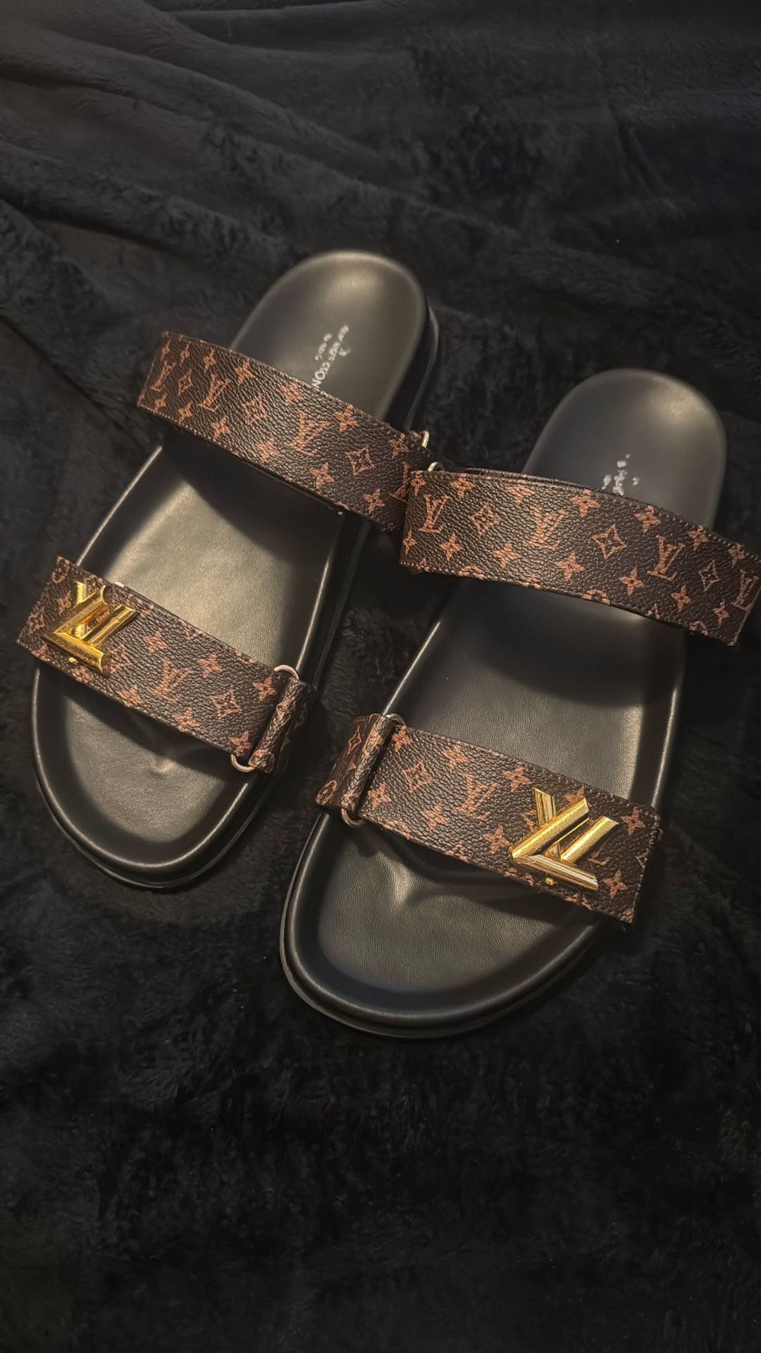 Louis Vuttion Sandal