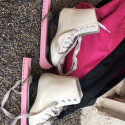 Girl’s ice skates size 11