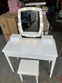 Girls White Vanity with Lights
