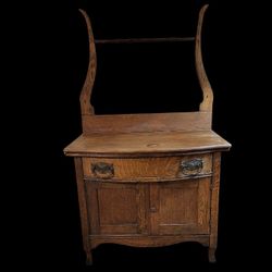 Antique Wash Table With Towel Rack