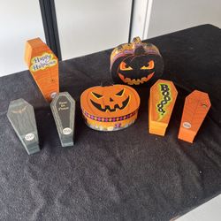 Halloween gift boxes