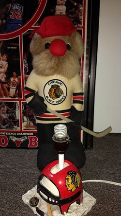 Vintage 1960s Chicago Blackhawk mascot n Blackhawk lamp works