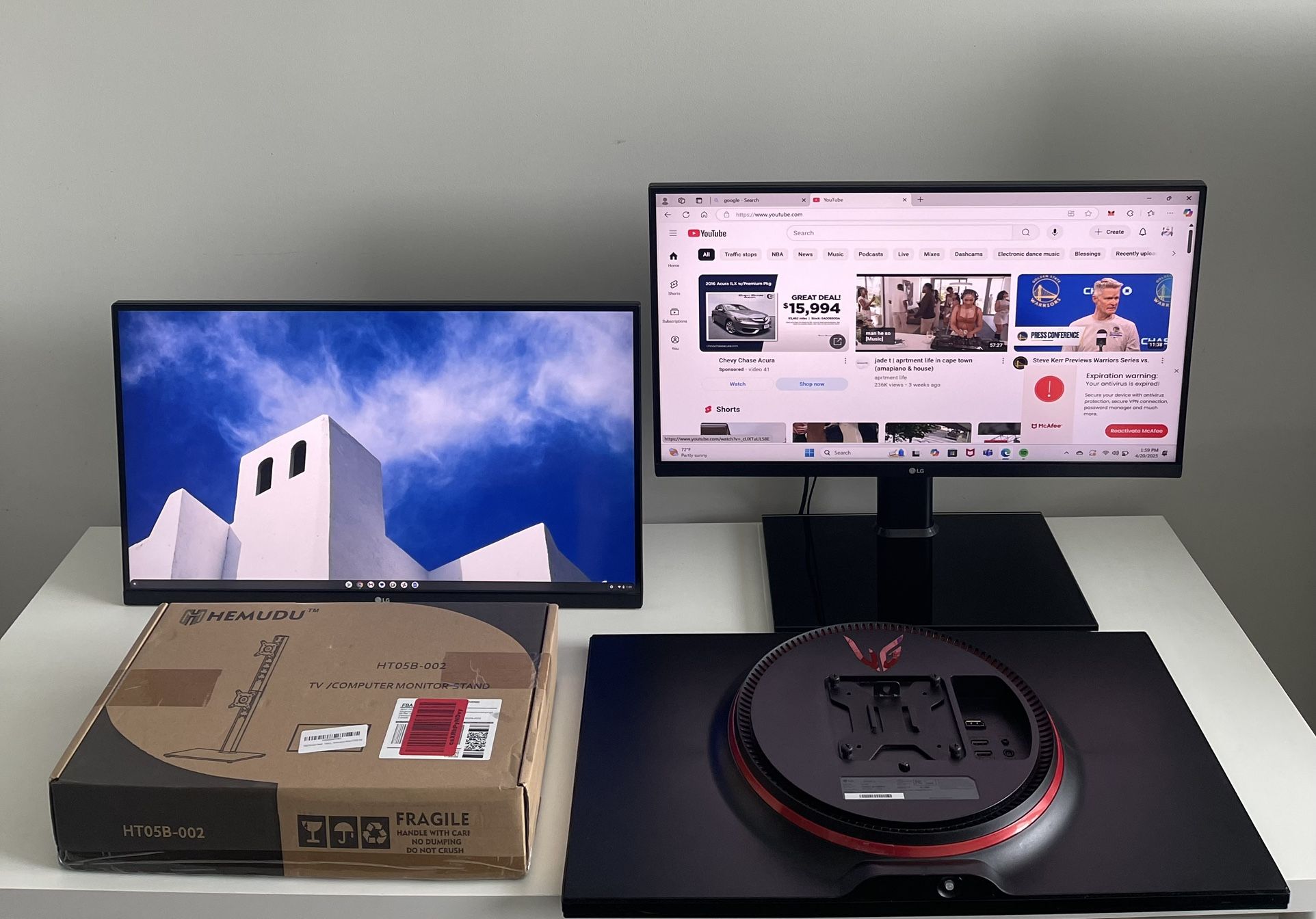 LG UltraGear QHD 27-Inch Monitors GL83A (1 Left)