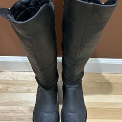Steve Madden Black Quilted  Boots 