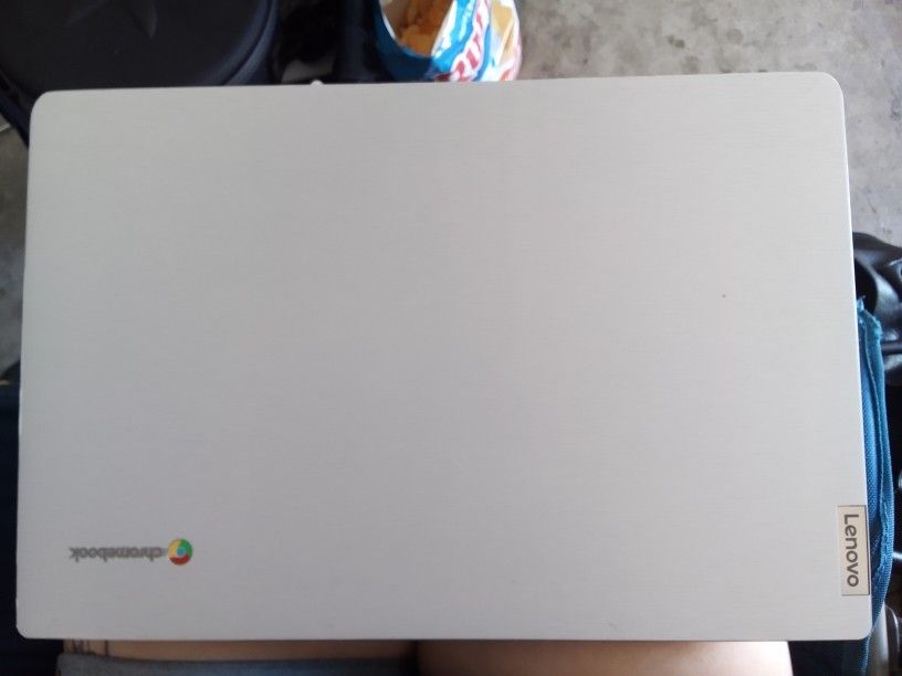 Lenovo 15' Chromebook