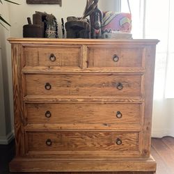 Mexican Pine Dresser 