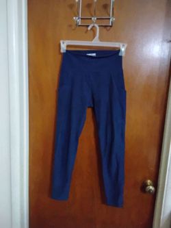 Ladies Medium yoga pants