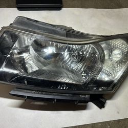 2011 2012 2013 2014 2015 Chevy Cruze OEM Halogen Headlight LH Left Driver Side