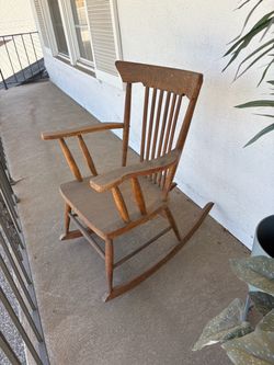 Rocking chair