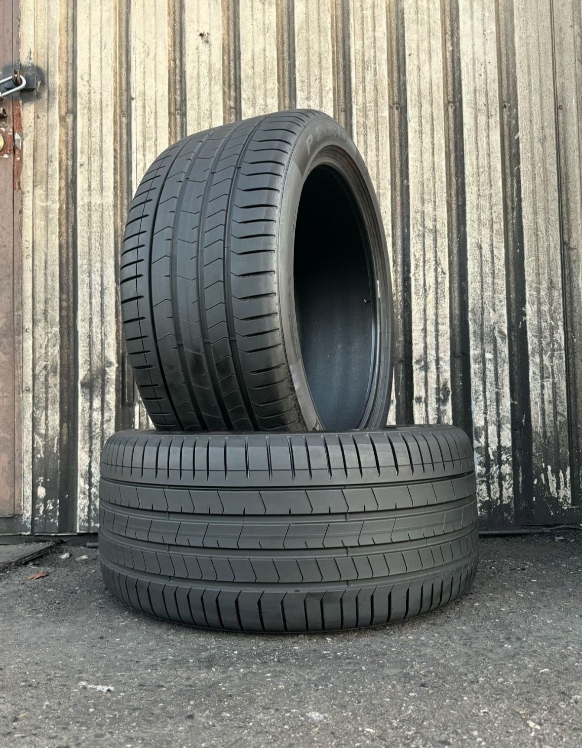 315/35/21  315 35 21    Pirelli P-Zero PZ4 RunFlat
