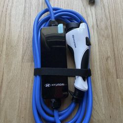 2023 Hyundai Kona Tucson Santa Fe Plug-in Hybrid EV Charger Charging Cable OEM