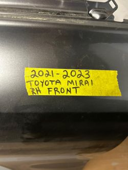 2021-2023 Toyota Mirai Right Side Door