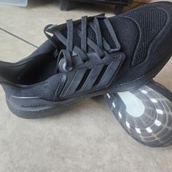 Adidas Ultraboost Size 8