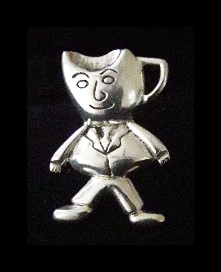 28mm x 26mm •RARE• "ZINA" Solid Sterling Silver Coffee Mug Man Brooch, Taxco