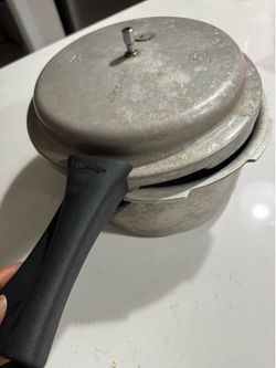 Pressure cooker