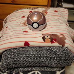 Poke Ball Container 