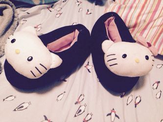 Hello kitty slippers