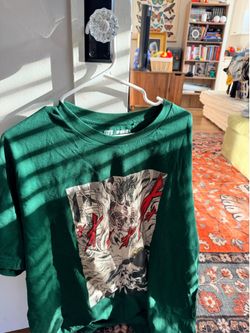 Uniqlo x attack on titan collection