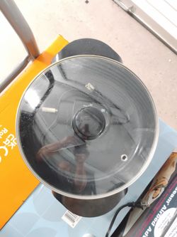 Electric skillet
