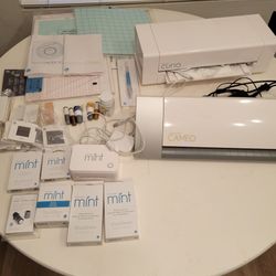 Silhouette Cameo, Curio, and Mint bundle - crafting machines + lots of accessories