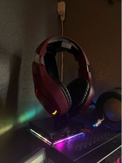 Gaming LED headset with Stand