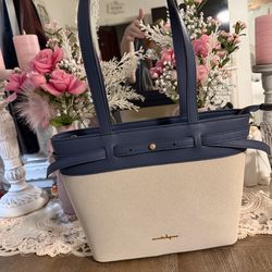 NEW Nanette Lepore set of 2 Handbags - medium size