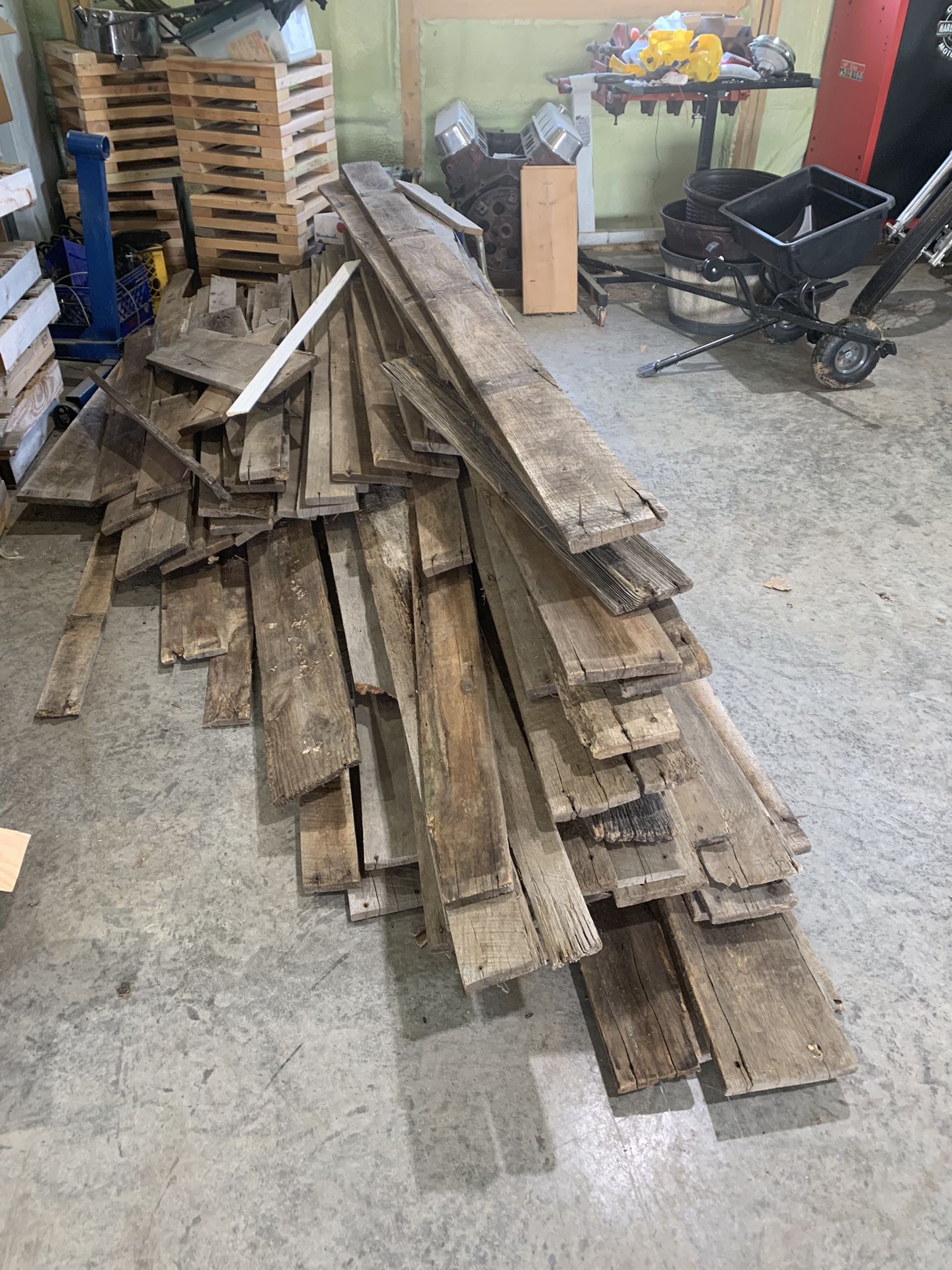 Free Barn Wood for Sale in Basehor, KS OfferUp
