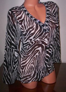 NEW WITHOUT TAGS ZEBRA PRINT RHINESTONE JEWELED V-NECK SHEER MESH BLOUSE TOP LONG SLEEVE ONE SIZE