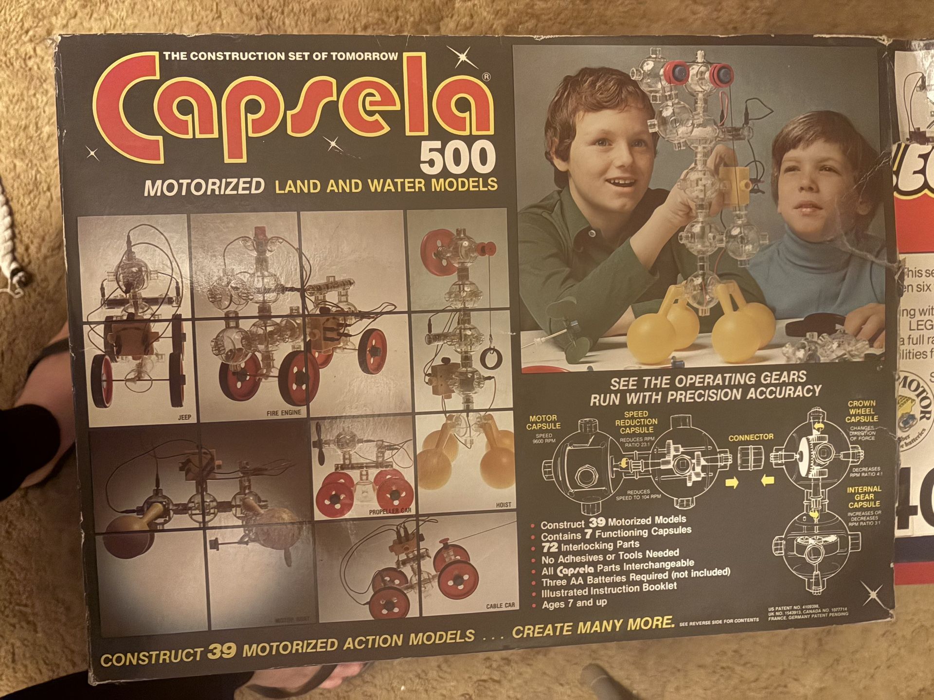 Capsela 500 Land & Water Models Toy Construction Set
