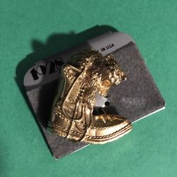 1928 Jewelry Cat in Boots brooch vintage Gold Tone Pin  Ladies Women’s Jewelry Gifts