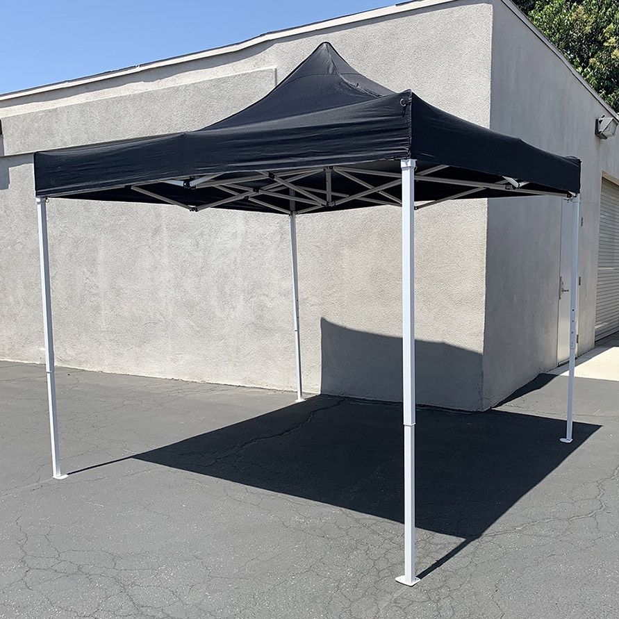 $90 (Brand New) Outdoor 10x10 ft ez popup party tent patio canopy shelter w/ carry bag (black/red) 