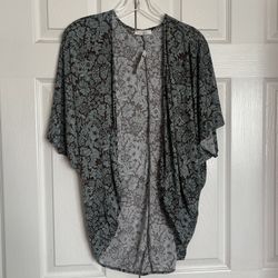 CARDIGAN SHORT SLEEVE TOP (SIZE SMALL)